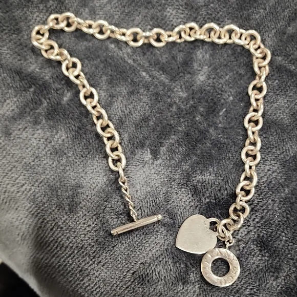 Tiffany & Co. Silver 16" Necklace Choker with Heart Charm and Circle Toggle - Picture 3 of 12